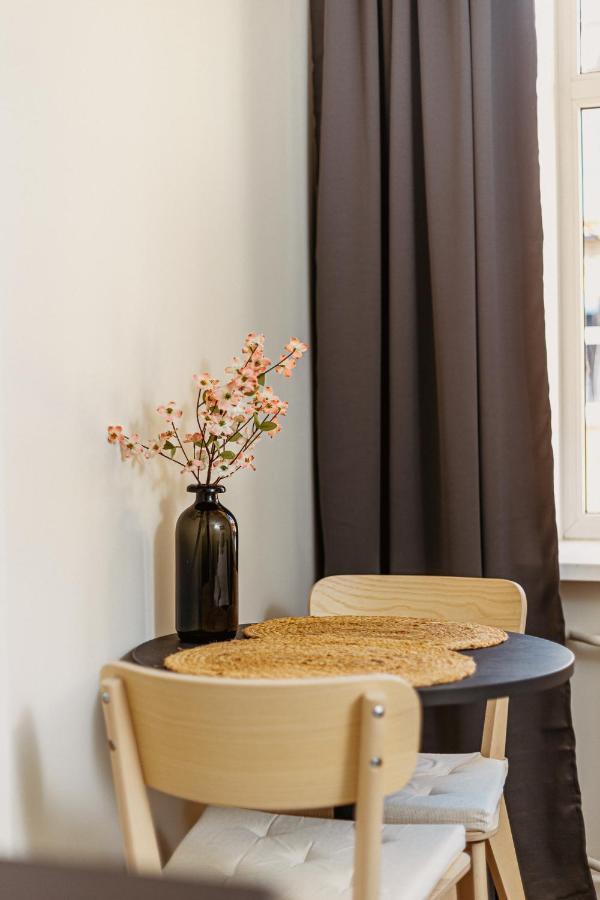 Apartament Beautiful In Downtown - Great Location Ryga